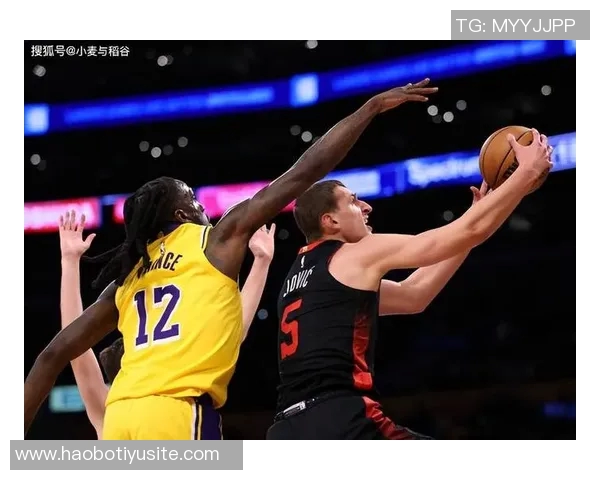 约维奇谈热火团队氛围强调相互鼓励共克难关 约维奇谈热火团队氛围强调相互鼓励共克难关