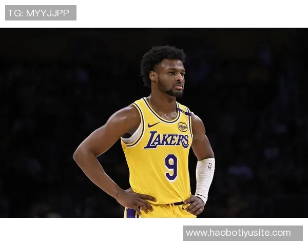 夸梅认为布朗尼仅适合夏季联赛湖人应专注培养实用球员 夸梅认为布朗尼仅适合夏季联赛湖人应专注培养实用球员